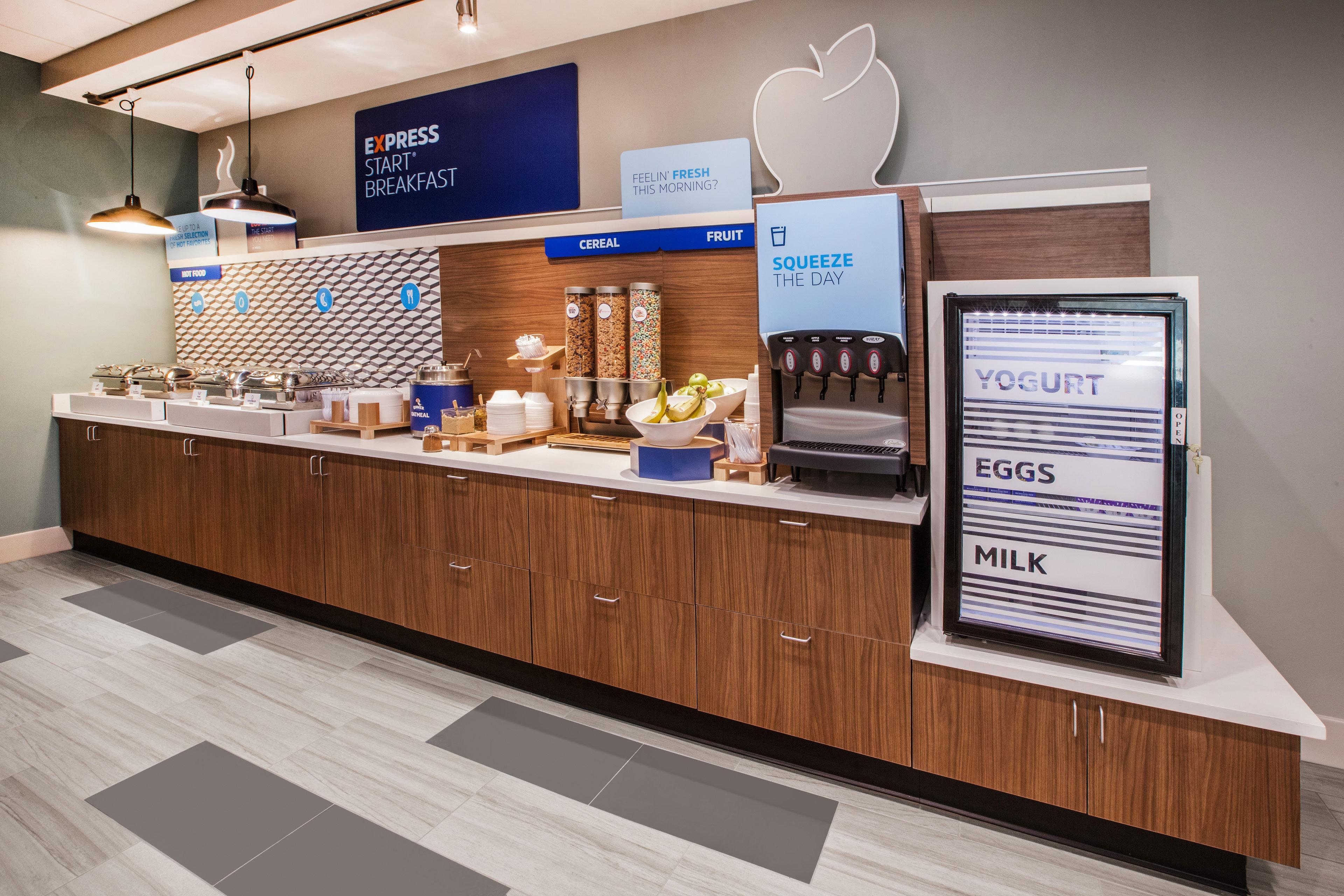Holiday Inn Express & Suites Indianapolis North - Carmel By Ihg Exterior foto